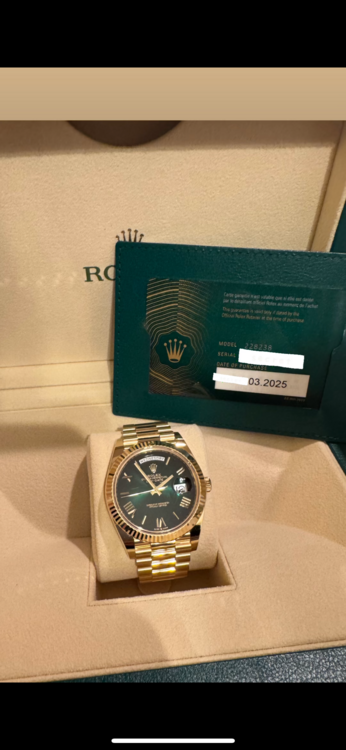 ロレックス デイデイト 228238 （高級時計）の商品画像 - 査定依頼日：2025年3月29日 - 最高査定価格：8,300,000円