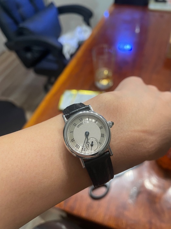 ブレゲ クラシック 8170（高級時計）の商品画像 - 査定依頼日：2025年7月28日 - 最高査定価格：580,000円