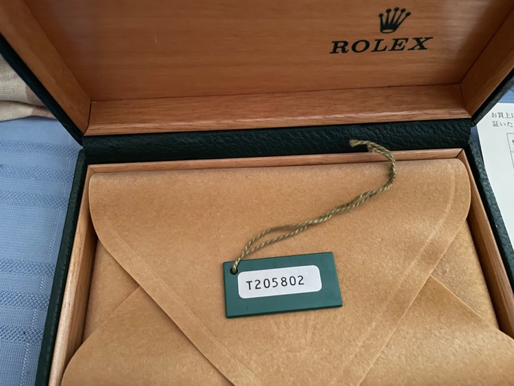 ノンデイト(並行輸入品)固有番号:T205802（高級時計）の商品画像 - 査定依頼日：2025年8月3日 - 最高査定価格：1,280,000円