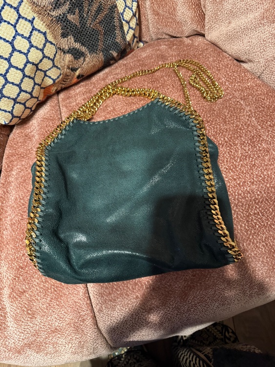 チェーンバッグ（ブランドバッグ）の商品画像 - 査定依頼日：2025年12月17日 - 最高査定価格：30,000円