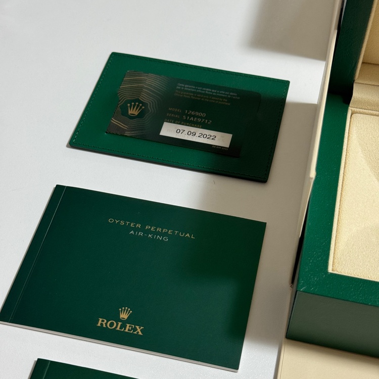 ロレックス エアキング 12690（高級時計）の商品画像 - 査定依頼日：2026年3月17日 - 最高査定価格：1,300,000円