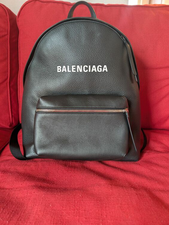 リュック（ブランドバッグ）の商品画像 - 査定依頼日：2025年11月12日 - 最高査定価格：90,000円