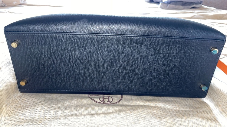 ケリー35 ◻︎L（ブランドバッグ）の商品画像 - 査定依頼日：2026年3月30日 - 最高査定価格：1,400,000円