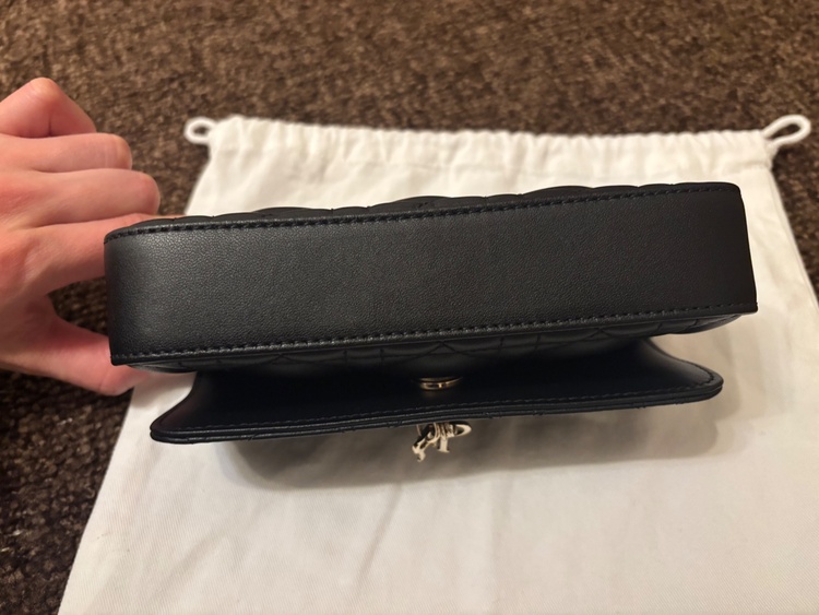 My Dior - Dior Talk フォンバッグ（ブランドバッグ）の商品画像 - 査定依頼日：2026年3月22日 - 最高査定価格：140,000円