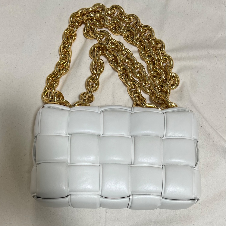 ボッテガ・ヴェネタ  （ブランドバッグ）の商品画像 - 査定依頼日：2026年4月20日 - 最高査定価格：145,000円