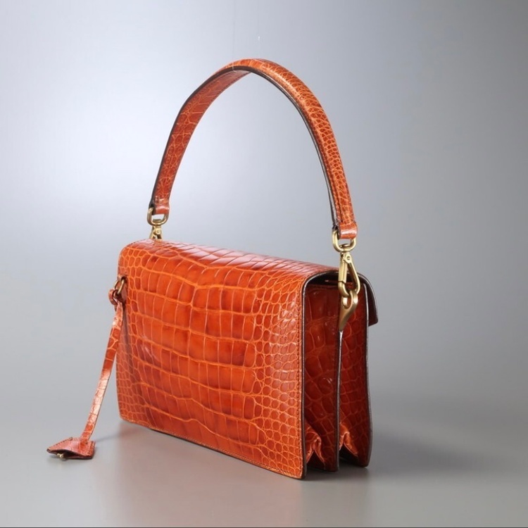 ヴィンテージクロコ　ハンドバック（ブランドバッグ）の商品画像 - 査定依頼日：2026年1月21日 - 最高査定価格：80,000円