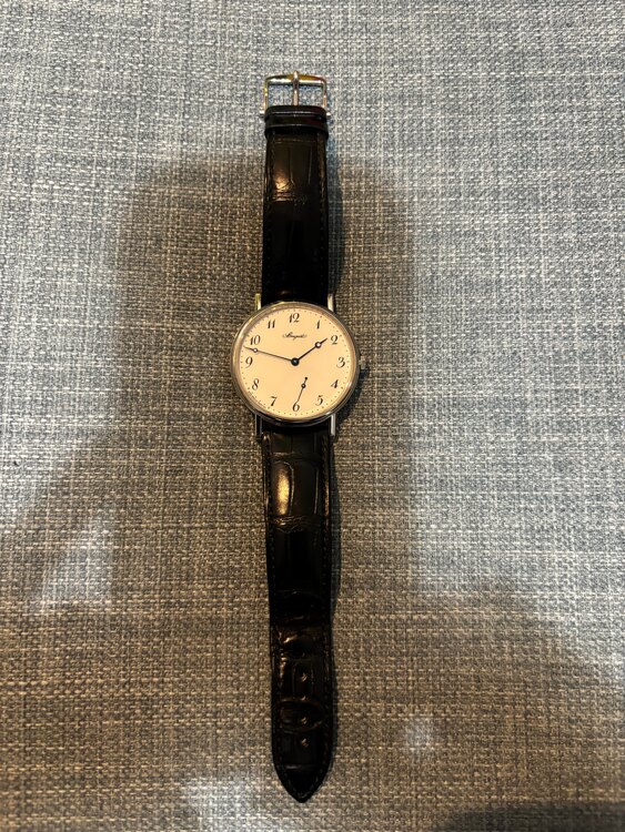 7147 黒（高級時計）の商品画像 - 査定依頼日：2025年4月10日 - 最高査定価格：1,650,000円