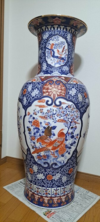 大花瓶（美術品・骨董品）の商品画像 - 査定依頼日：2026年7月29日 - 最高査定価格：5,000円