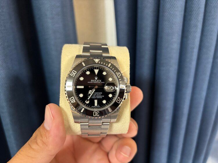 116610LN（高級時計）の商品画像 - 査定依頼日：2025年5月27日 - 最高査定価格：1,580,000円