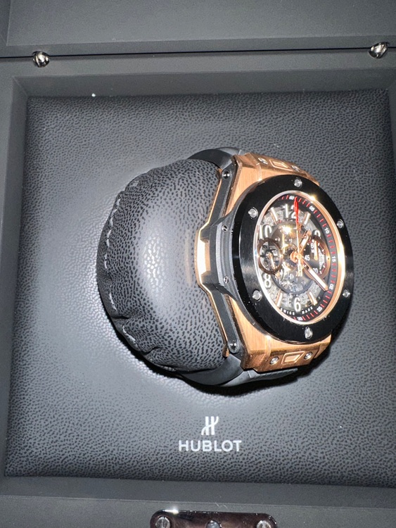 BIG BANG UNICO KING GOLD CERAMIC（高級時計）の商品画像 - 査定依頼日：2025年8月1日 - 最高査定価格：2,300,000円