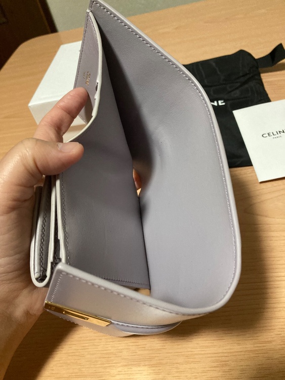 セーズ折り財布（ブランドバッグ）の商品画像 - 査定依頼日：2025年12月9日 - 最高査定価格：40,000円