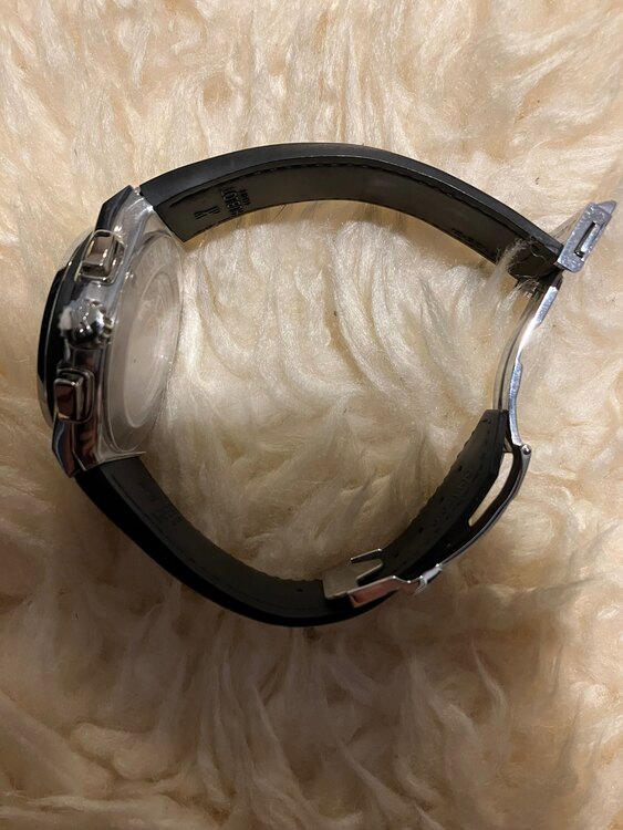 ウブロ クラシックフュージョン （高級時計）の商品画像 - 査定依頼日：2025年1月26日 - 最高査定価格：665,000円