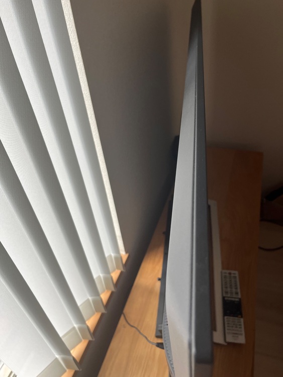 東芝　REGZA 55M540X（家電）の商品画像 - 査定依頼日：2025年8月11日 - 最高査定価格：500円