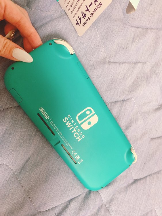 Nintendo Switch Lite本体 ターコイズ（ゲーム機本体・ゲームソフト）の商品画像 - 査定依頼日：2023年6月29日 - 最高査定価格：8,000円