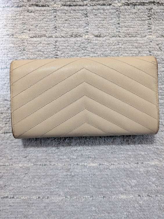 イブサンローラン  （ブランドバッグ）の商品画像 - 査定依頼日：2025年3月17日 - 最高査定価格：13,000円