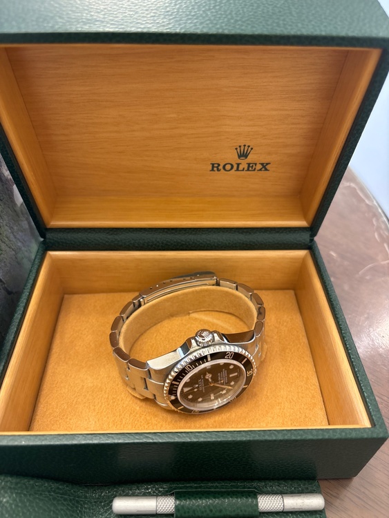 16600（高級時計）の商品画像 - 査定依頼日：2026年4月5日 - 最高査定価格：1,500,000円