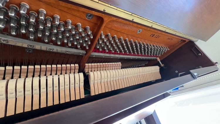 CR121（ピアノ・楽器・PA機材）の商品画像 - 査定依頼日：2026年2月9日 - 最高査定価格：10,000円