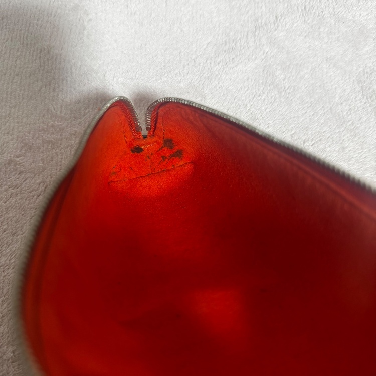 ルイヴィトン エピ （ブランドバッグ）の商品画像 - 査定依頼日：2026年2月1日 - 最高査定価格：25,000円