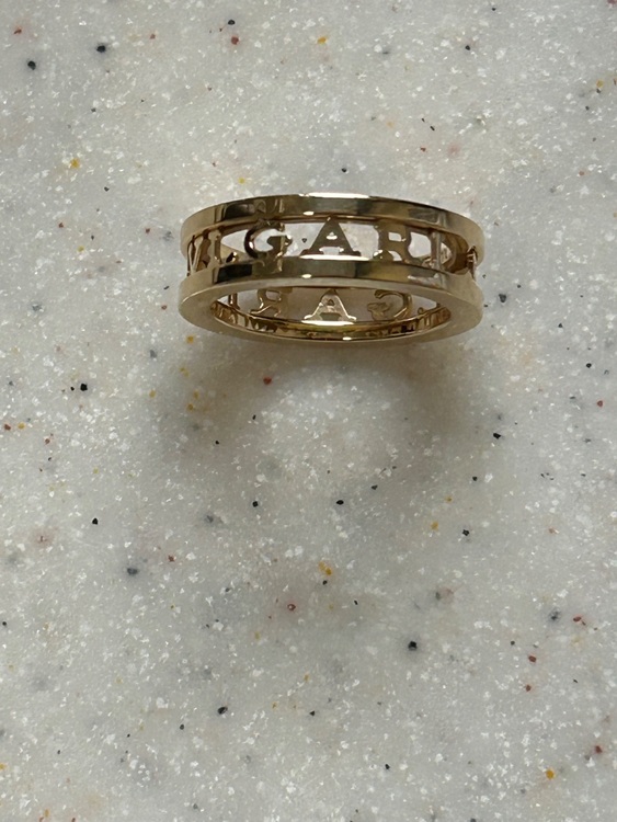 ブルガリ　ビー・ゼロワン リング　イエローゴールド（金・貴金属）の商品画像 - 査定依頼日：2025年11月27日 - 最高査定価格：85,000円