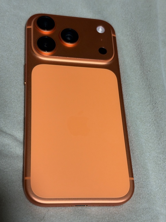 iPhone iPhone 17 Pro 512GB SIMフリー（スマホ）の商品画像 - 査定依頼日：2026年9月24日 - 最高査定価格：175,000円