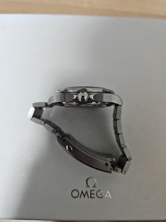 オメガ シーマスター コーアクシャル マスタークロノメーター（高級時計）の商品画像 - 査定依頼日：2025年7月31日 - 最高査定価格：550,000円
