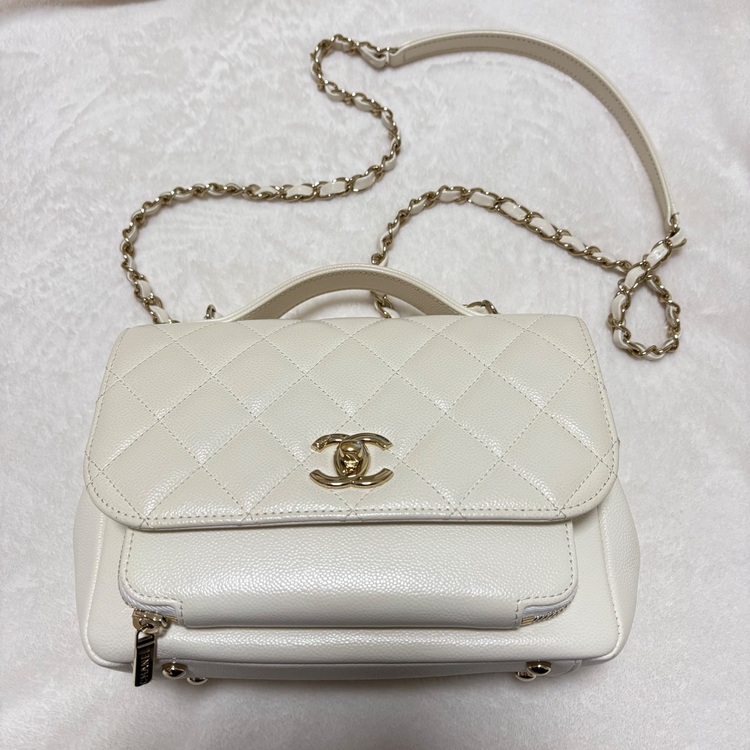 ビジネスアフィニティ（ブランドバッグ）の商品画像 - 査定依頼日：2025年11月23日 - 最高査定価格：400,000円