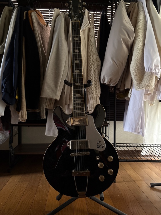 カジノ ES335（ピアノ・楽器・PA機材）の商品画像 - 査定依頼日：2025年12月27日 - 最高査定価格：50,000円