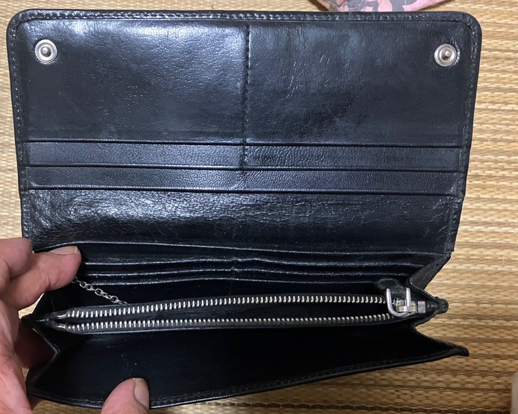 034MADRAS F0Q07 ARGENT＋MTU VAR.13（ブランド財布・小物）の商品画像 - 査定依頼日：2026年6月1日 - 最高査定価格：100,000円