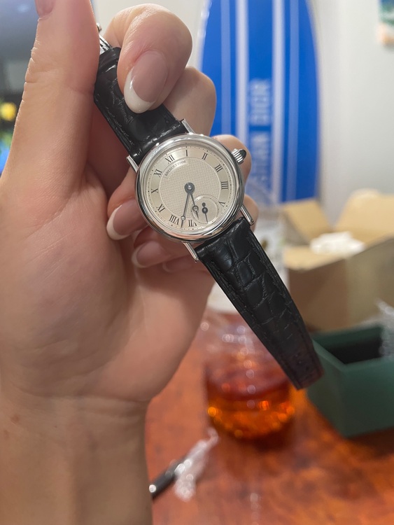 ブレゲ クラシック 8170（高級時計）の商品画像 - 査定依頼日：2025年7月28日 - 最高査定価格：580,000円