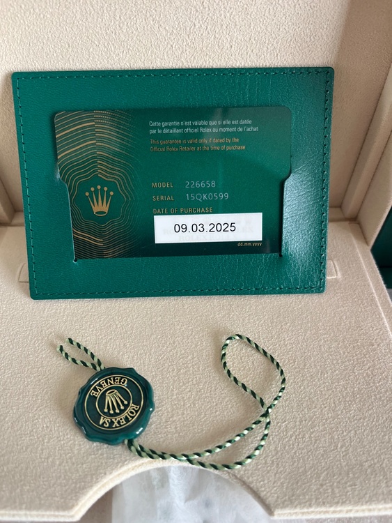 ロレックス ヨットマスター 22665（高級時計）の商品画像 - 査定依頼日：2026年1月24日 - 最高査定価格：5,200,000円