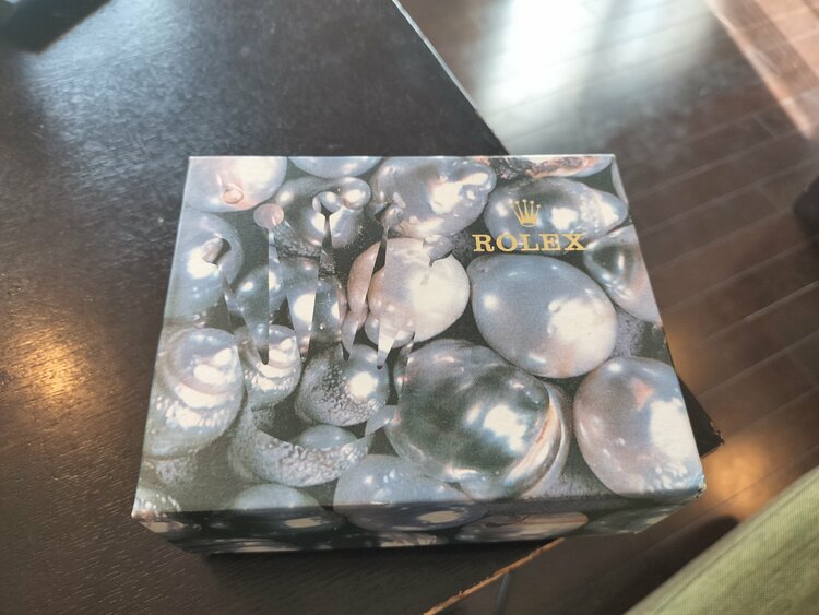 ロレックス デイトジャスト レディース　シルバーゴールドこんひ（高級時計）の商品画像 - 査定依頼日：2026年2月21日 - 最高査定価格：880,000円