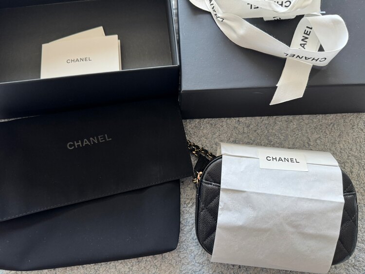 AP3998B10583 C3906（ブランドバッグ）の商品画像 - 査定依頼日：2025年5月10日 - 最高査定価格：365,000円