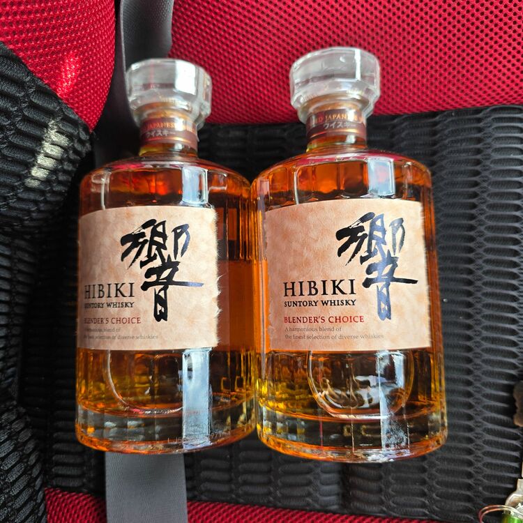 響 ブレンダーズチョイス（お酒）の商品画像 - 査定依頼日：2025年7月20日 - 最高査定価格：25,000円