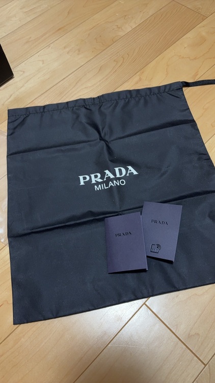 プラダ  （ブランドバッグ）の商品画像 - 査定依頼日：2025年10月29日 - 最高査定価格：35,000円