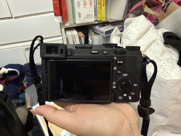 α7cⅡilce-7cm2（カメラ）の商品画像 - 査定依頼日：2026年5月11日 - 最高査定価格：180,000円