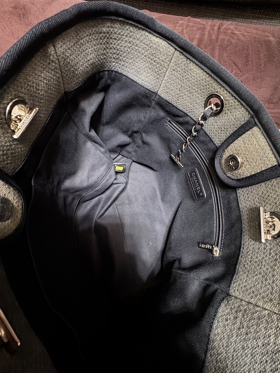 ドーヴィル（ブランドバッグ）の商品画像 - 査定依頼日：2026年3月24日 - 最高査定価格：260,000円