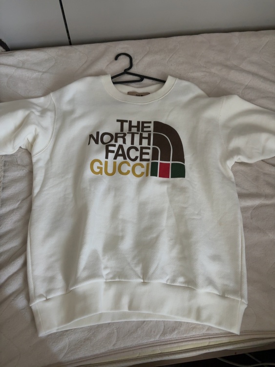 グッチ  （ブランドバッグ）の商品画像 - 査定依頼日：2026年1月25日 - 最高査定価格：40,000円