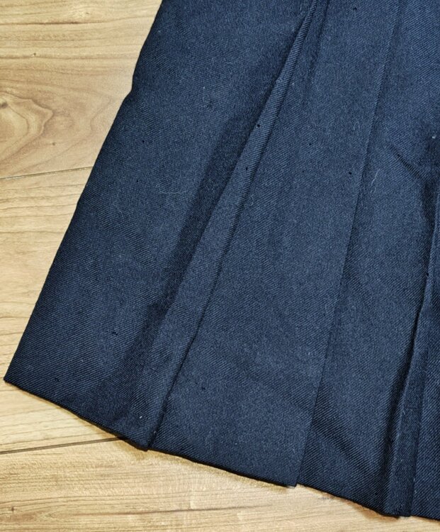 レナウンJG HOOKセットアップスーツ　プリーツスカート（古着・ファッション）の商品画像 - 査定依頼日：2026年1月23日 - 最高査定価格：1,000円