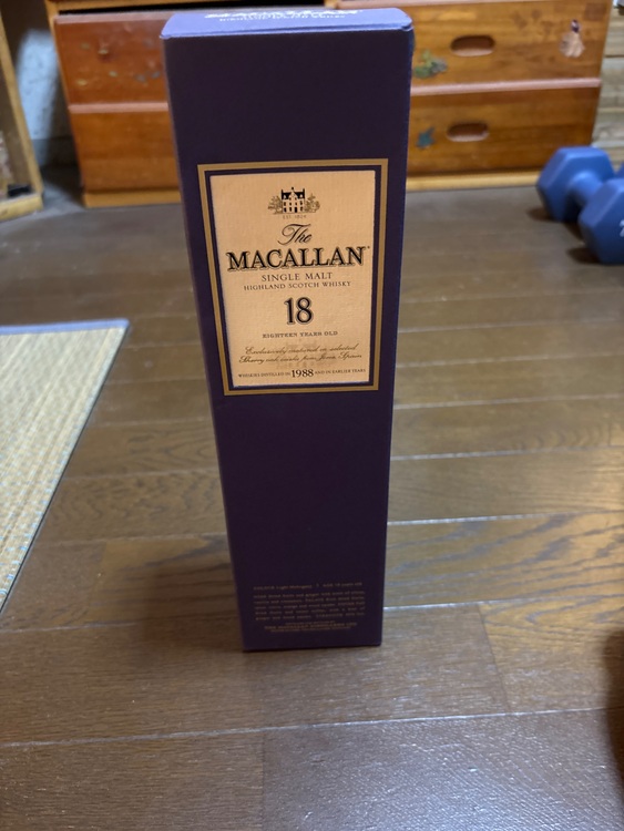 ザマッカラン18年（お酒）の商品画像 - 査定依頼日：2025年8月24日 - 最高査定価格：151,000円