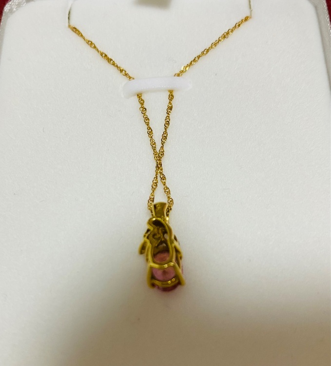 天然サファイア（パパラチャ）（金・貴金属）の商品画像 - 査定依頼日：2025年6月29日 - 最高査定価格：120,000円