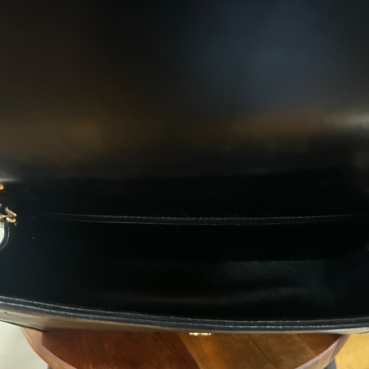 ヴィンテージ　チェーンバッグ　（ブランドバッグ）の商品画像 - 査定依頼日：2025年10月14日 - 最高査定価格：190,000円