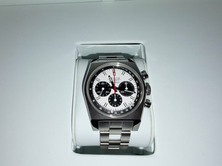 CHRONOMASTER REVIVAL A384（高級時計）の商品画像 - 査定依頼日：2026年7月4日 - 最高査定価格：810,000円