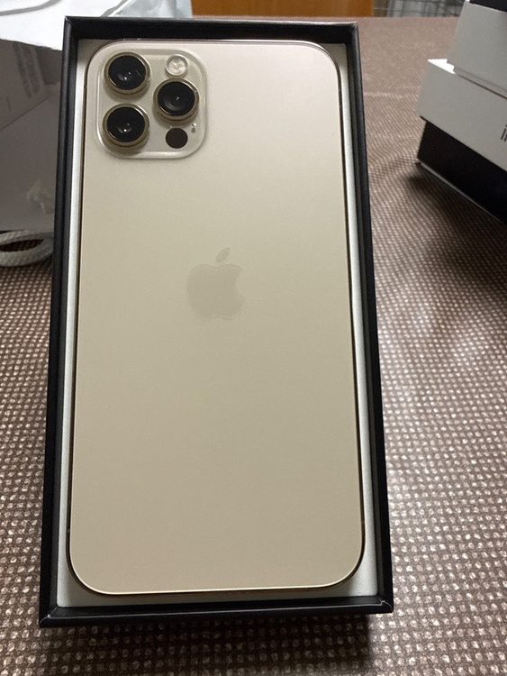iPhone 12pro256Ｇ（スマホ）の商品画像 - 査定依頼日：2026年6月21日 - 最高査定価格：36,000円