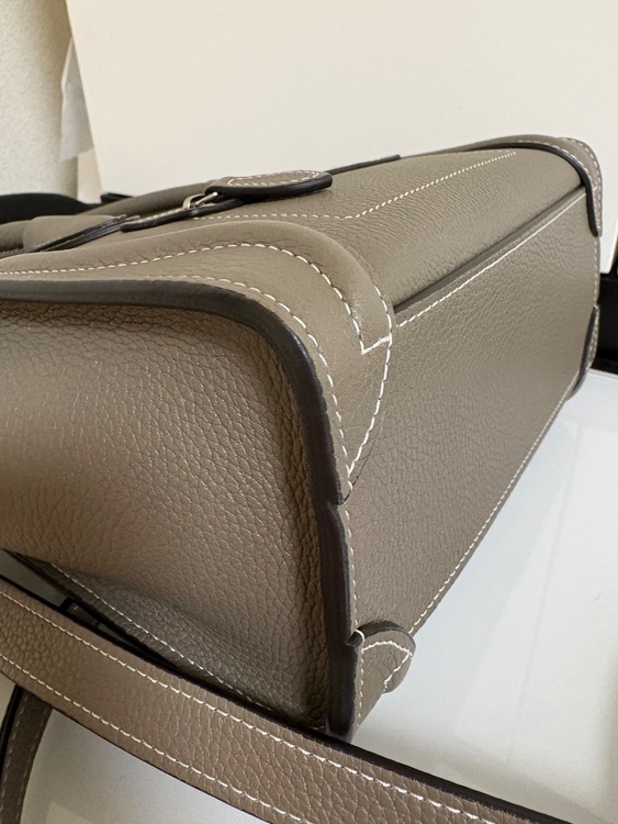 セリーヌ  （ブランドバッグ）の商品画像 - 査定依頼日：2026年4月22日 - 最高査定価格：200,000円