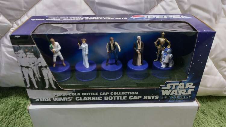 スターウォーズ クラシック・ボトルキャップ（フィギュア・プラモデル）の商品画像 - 査定依頼日：2023年12月20日
