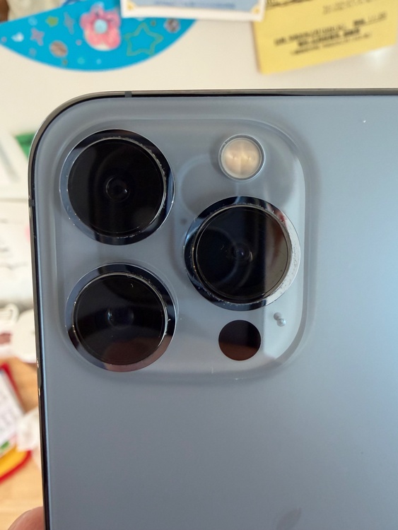 MLUK3J/A（スマホ）の商品画像 - 査定依頼日：2026年2月28日 - 最高査定価格：46,000円