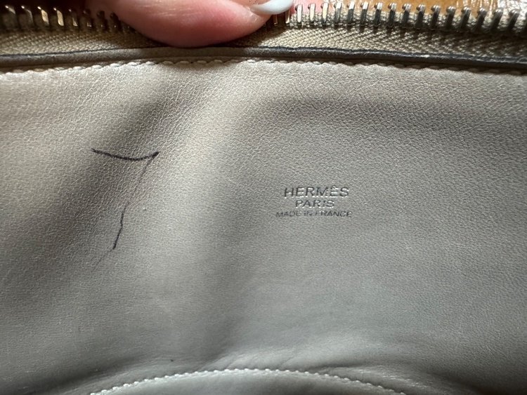 31（ブランドバッグ）の商品画像 - 査定依頼日：2026年1月28日 - 最高査定価格：700,000円