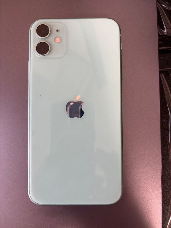 iPhone11 128GB グリーン（スマホ）の商品画像 - 査定依頼日：2026年6月10日 - 最高査定価格：21,000円