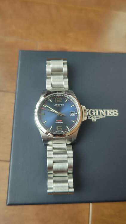その他 ロンジン コンクエストVHPL37164966（高級時計）の商品画像 - 査定依頼日：2025年4月20日 - 最高査定価格：80,000円