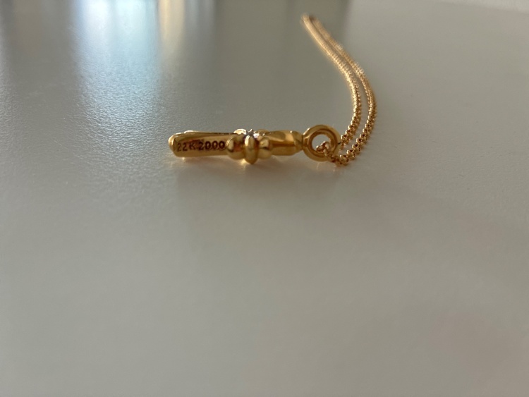 タイニーCHクロス チャーム 22K with パヴェダイヤモンド（古着・ファッション）の商品画像 - 査定依頼日：2026年7月16日 - 最高査定価格：100,000円